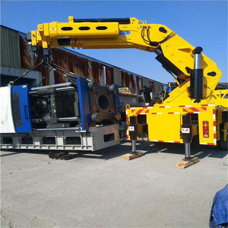 岑巩 大吨位折臂吊出租费用解析：一小时租赁多少钱