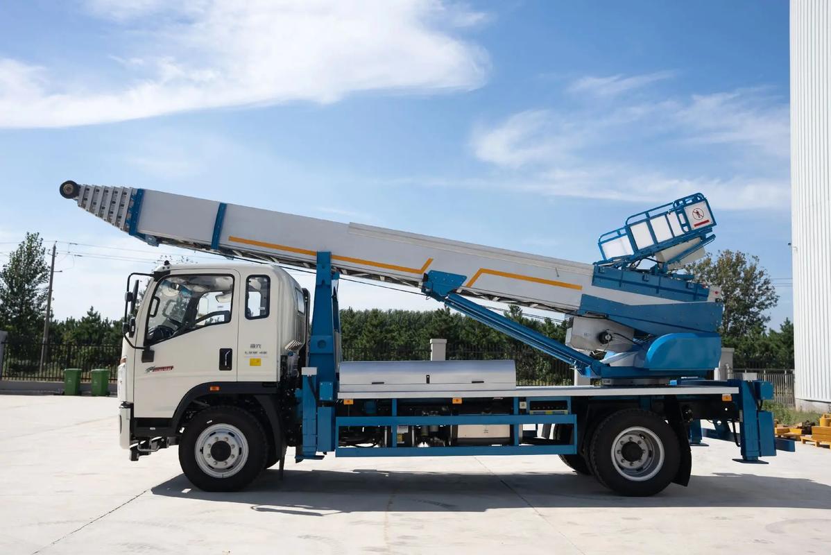 岑巩云梯上料车租赁费用